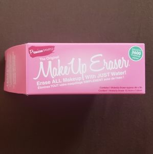 NWT The Original Make Up Eraser Mini 4 x 3 Inches